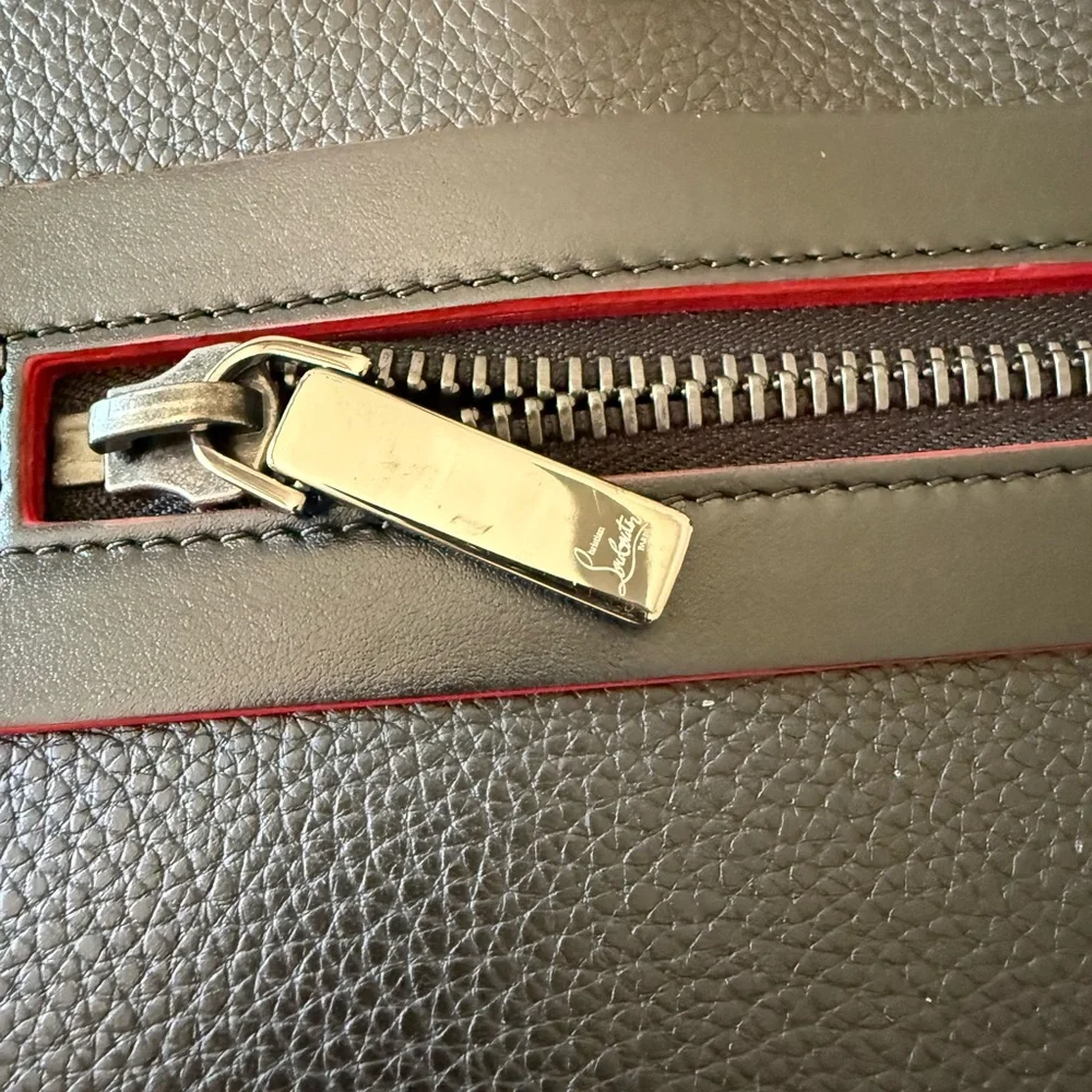 Christian Louboutin studded bag - Picture 4 of 9